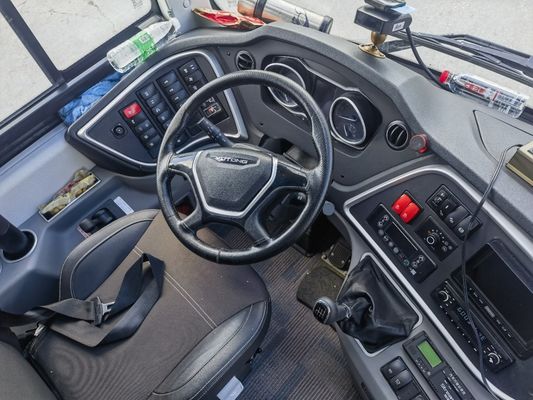 Euro 6 Bus Komersial Berpintu Dua Dengan Gudang Bagasi Ekstra Besar