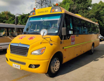 Otomatis Kuning Bus Sekolah Properti 46 kursi Van sekolah bekas