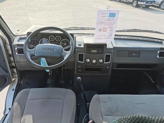 Kartu Kuning Iveco 10 Penumpang Vans digunakan, 10 tempat duduk minibus digunakan untuk dijual