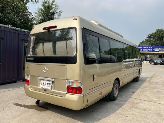 2016 Tahun 31 Kursi Bus bekas Kaki Kiri Pengemudi Mini Bus Coaster bekas