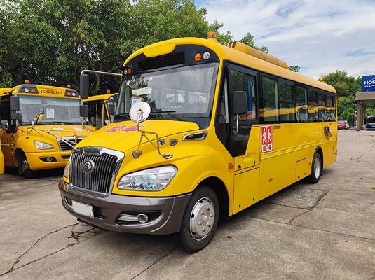 Yutong 41 kursi bus sekolah bekas bahan bakar diesel diproduksi pada bulan Agustus 2014