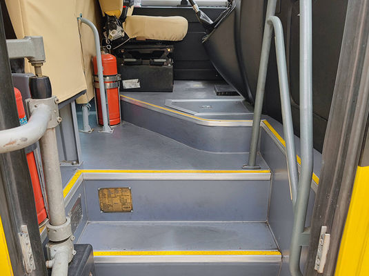 41 Kursi Bus Sekolah Digunakan Bahan Bakar Diesel Diproduksi Pada Agustus 2014