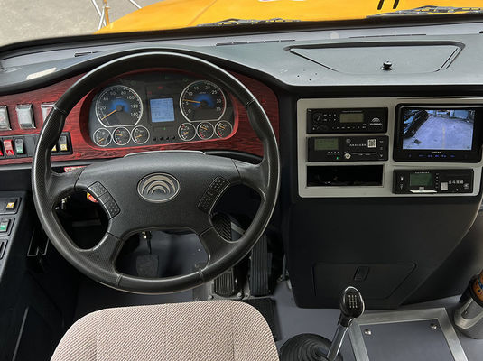 Bus sekolah bekas kuning 46 kursi Transmisi manual Bus bekas YuTong