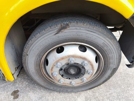 Shangrao Bus Sekolah Bekas 51 Kursi Diesel Bahan Bakar Bus Sekolah Lama