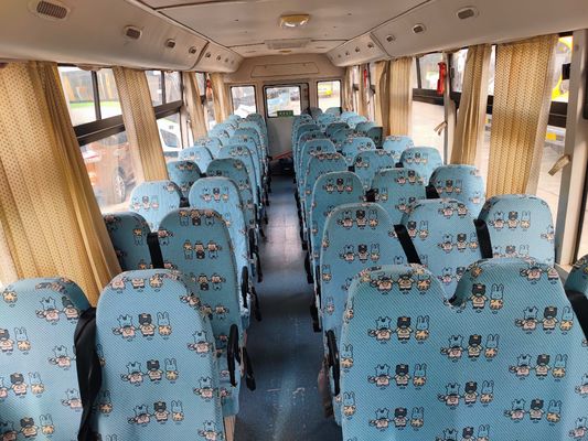 Shangrao Bus Sekolah Bekas 51 Kursi Diesel Bahan Bakar Bus Sekolah Lama