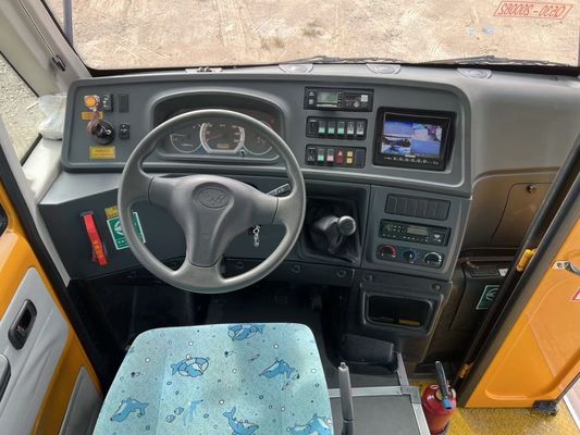 Wuling 19 kursi Bus sekolah bekas Gasol Bahan bakar Bus sekolah yang direnovasi