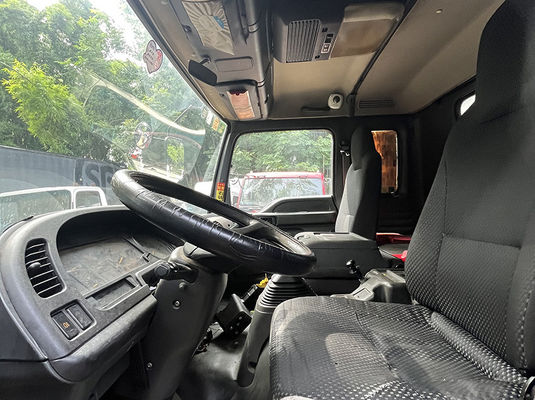 Jepang ISUZU LHD bekas truk kargo manual 2nd Hand Cargo Van 4x2 Drive