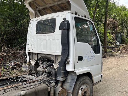 4x2 Euro 4 Truk Tugas Menengah Bekas Pengemudi Tangan Kiri Truk Bekas Jepang