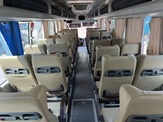 Bus Yutong yang digunakan tahan lama 47 kursi LHD Bus wisata bekas dengan 2 pintu