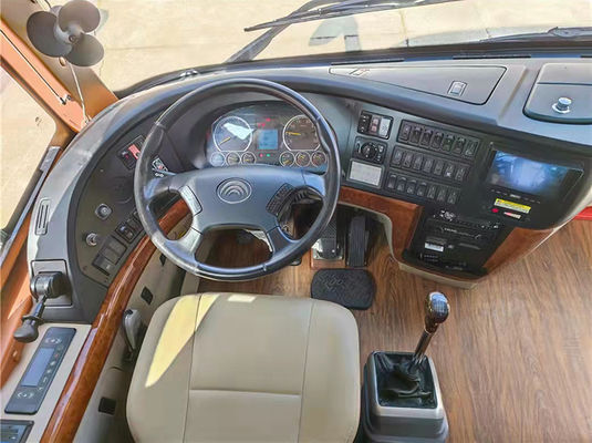 Bus bekas Yutong 51 kursi, Euro 5 LHD Diesel Bus Wisata bekas
