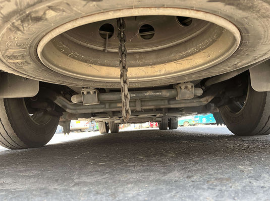 Bus Wisata Diesel 37 Kursi 2 Pintu LHD Euro 4 Dengan Transmisi Manual