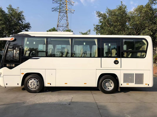 Bus penumpang bekas Yutong 33 kursi dengan transmisi manual
