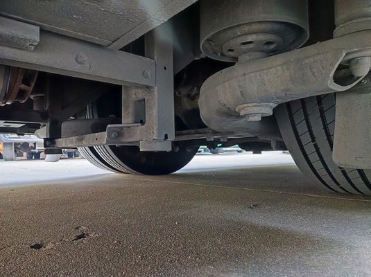 Bus Bekas Mewah Warna Merah Muda Euro 5 LHD Diesel Bekas untuk Dijual