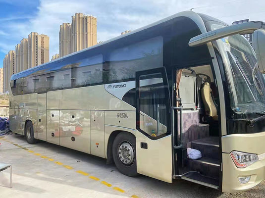 Yutong 50 Seater Bus Second Hand Coaches Bus Usang Besar