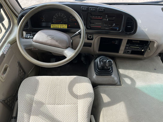 ISO 20 Bus penumpang bekas, Transmisi manual Toyota Coaster Bus bekas