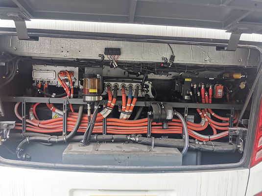 Golden Dragon Mini Coach bekas 34 kursi dengan transmisi manual