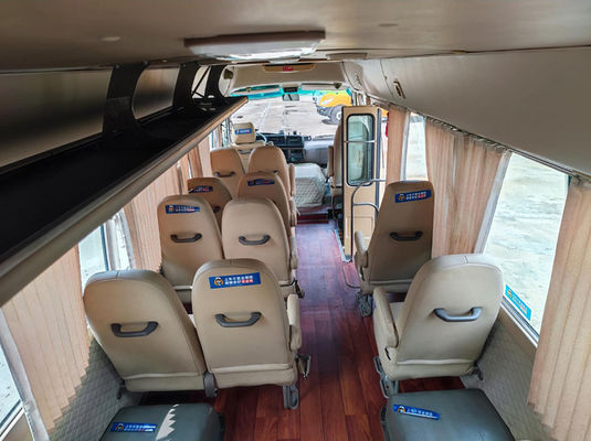 1 Pintu Toyota Bus Dipakai Transmisi Manual 10-23 Kursi Coaster Model