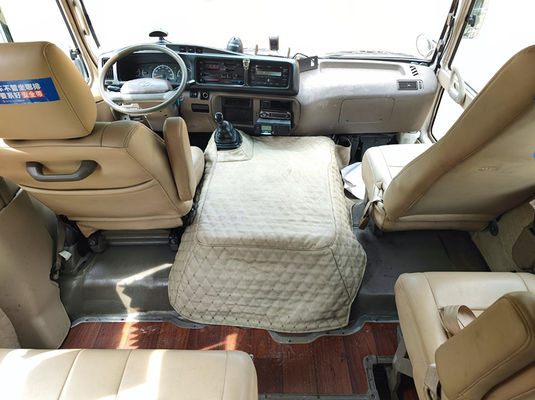 10-23 Tempat Duduk  Model  Bus Bus Massal