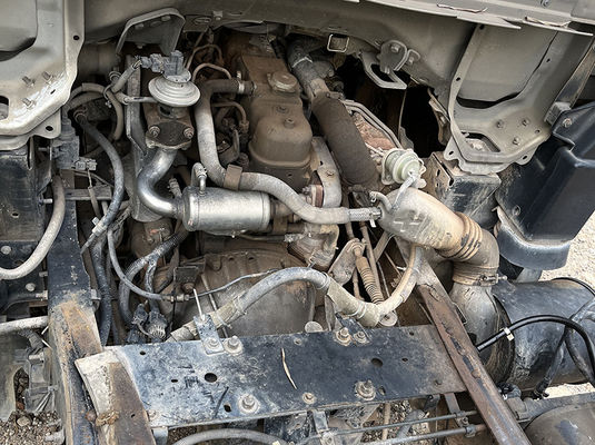 Komersial digunakan truk tugas menengah 4X2 manual bekas Isuzu truk