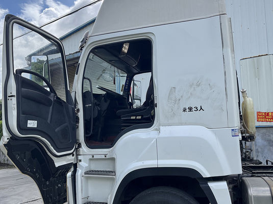 Manual Pengiriman tangan kedua Van 6×4 Drive Kapasitas Tengah Dikonsumsi truk pengiriman