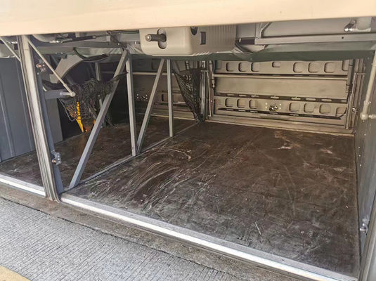 100km/H Bus Gereja Digunakan 55 Kursi - 60 Kursi LHD Diesel Bus Shuttle Digunakan
