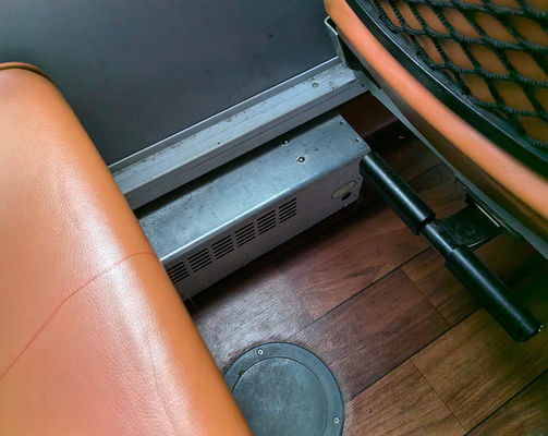 Yaxing LHD 48 kursi Bus Bus bekas Bahan bakar Diesel Kecepatan maksimum 100 Km/H Bus mengemudi