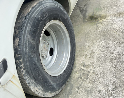 Standar emisi bus bekas Euro 3 dengan posisi kemudi LHD Mesin bensin