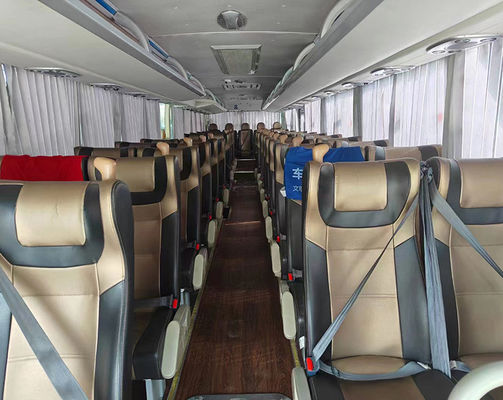 50 tempat duduk Bus Yutong Euro 5 Bus Pelatih Bus Jarak Jauh