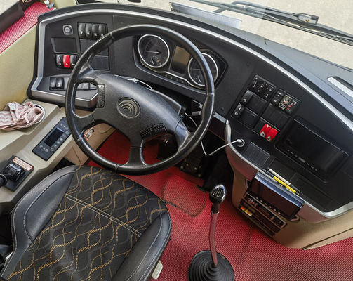 50 kursi Bus Yutong bekas 12m Mesin Diesel LHD Euro 5 Bus Bus bekas