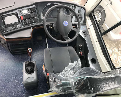 Sepeda bus bekas dengan kapasitas 8300ml ShenLong 10m 36seats SLK6102 RHD CNG Bus