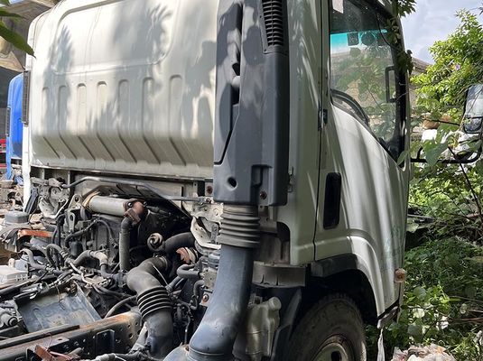 Isuzu Kargo Truk bekas ELF 700p 4x2 4x4 Truk Ringan Truk Diesel Truk bekas