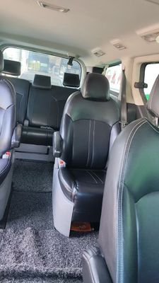 160kw 7-seat Euro 6 Standar Emisi Van bekas