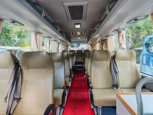 Bus bekas 28 tempat duduk Yutong Yuchai mesin 200 tenaga kuda