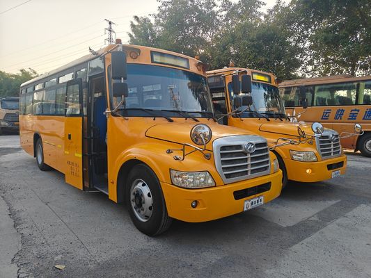 Bus Sekolah Bekas KLQ6106XQE4 Buatan China dengan Mesin Diesel 56 Tempat Duduk, Kemudi Kiri