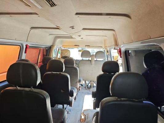 Bus Ukuran Sedang Jiangling Transit Panjang 5m dengan 15 Tempat Duduk dan Kecepatan Tertinggi 120km/jam