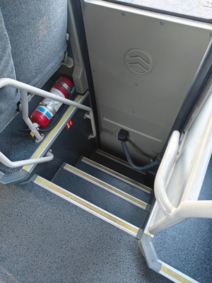 Electric Engine Type 48-Seat Second-Hand Pure Electric Bus dari Golden Dragon pada tahun 2018 dengan Track Belakang 1860