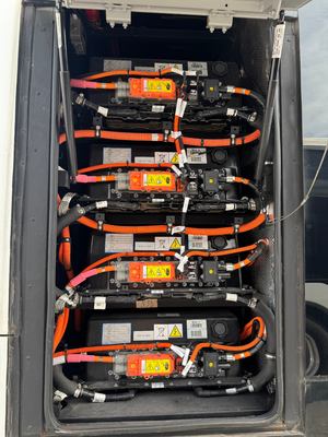 Bus Shenlong bekas 10 meter dengan 36 tempat duduk